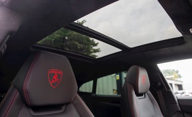 Lamborghini Urus 15