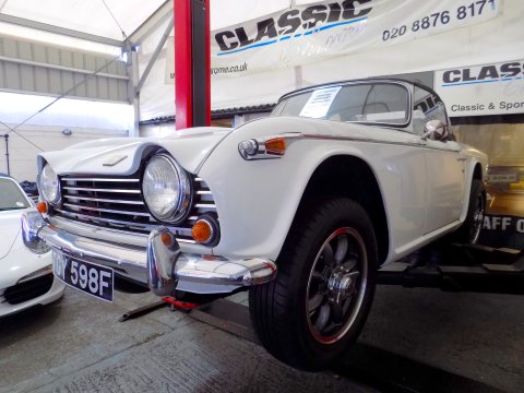 Triumph TR5 Sports 28