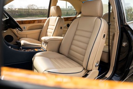 Bentley Continental R 28