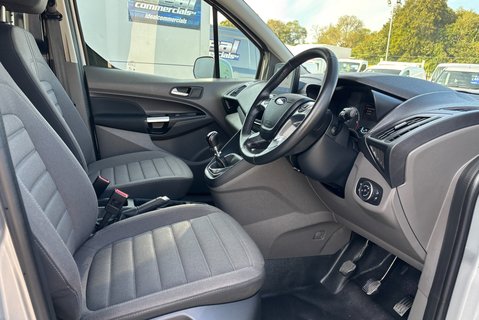 Ford Transit Connect 240 L1 Limited Panel Van - Rear Camera 16