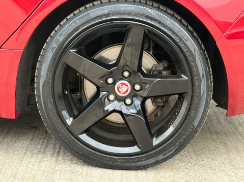 Jaguar XE 2.0 XE R-Sport D Auto 4dr 45