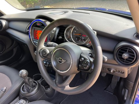 Mini Hatch 1.5 One Classic Hatchback 5dr Petrol Manual Euro 6 (s/s) (102 ps) 45