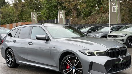 BMW 3 Series 330E M SPORT -VAT Q -DRIVING ASSISTANT PRO -PAN ROOF -H/K -M PRO PACK 