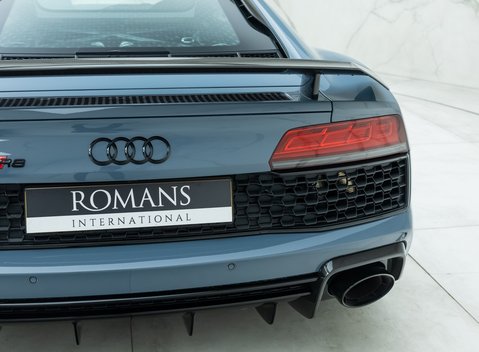 Audi R8 V10 PERFORMANCE CARBON BLACK 22