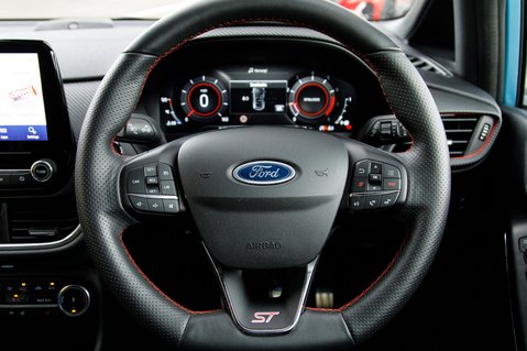 Ford Fiesta ST-3 21