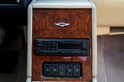 Aston Martin Lagonda Series IV 16