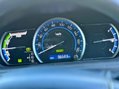 Toyota Noah Hybird 7 Seaters 31