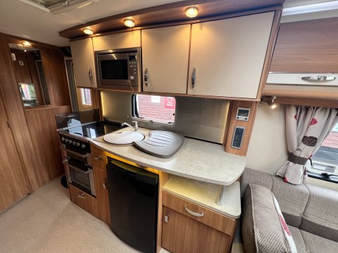 Swift Challenger 530 SE 12
