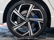 Volkswagen Golf 2.0 Golf R TSi 4Motion Semi-Auto 4WD 5dr 35