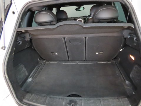 Mini Countryman COOPER D 9