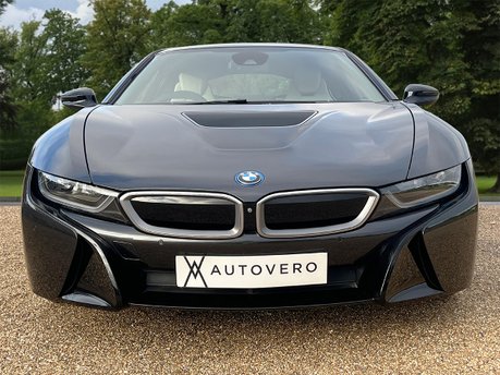 BMW I8 Coupe 2