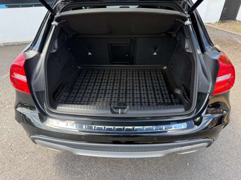 Mercedes-Benz GLA 2.1 GLA220 CDI AMG Line SUV 5dr Diesel 7G-DCT 4MATIC Euro 6 (s/s) (170 ps) 50