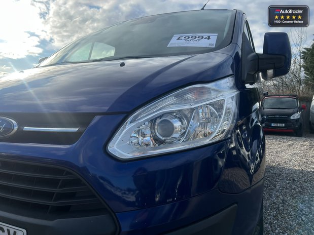 Ford Transit Custom SWB L1H1 Low Roof Limited 270 Air Con Alloys Sensors EURO 6 NO VAT 17