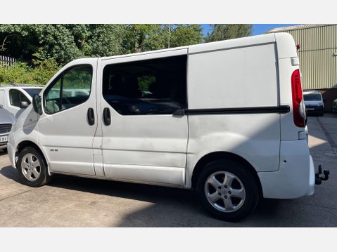 Renault Trafic 2.0 TD dCi SL27 Panel Van 4dr Diesel Manual L1 H1 (214 g/km, 115 bhp) 11