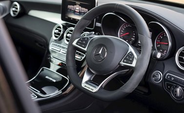 Mercedes-Benz GLC 63 S 4Matic 11