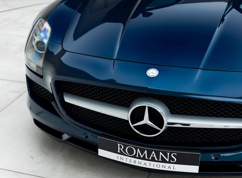 Mercedes-Benz SLS AMG 20