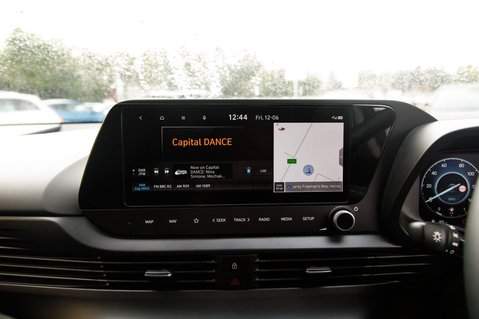 Hyundai i20 T-GDI PREMIUM MHEV 29