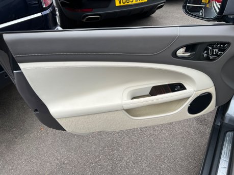 Jaguar XKR 5.0 V8 Convertible 2dr Petrol Auto Euro 5 (510 ps) 39
