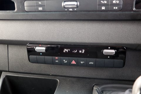 Mercedes-Benz Sprinter 2.0 CDI PremiumFWD L2 H2 150 ps 21