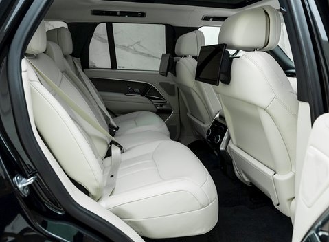 Land Rover Range Rover P530 First Edition 13