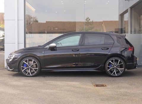 Volkswagen Golf R TSI 4MOTION 3