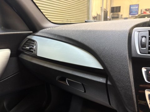 BMW 1 Series 3.0 M140i Auto Euro 6 (s/s) 5dr 23