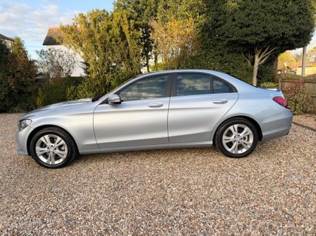 Mercedes-Benz C Class 2.1 C220d SE Saloon 4dr Diesel 7G-Tronic+ Euro 6 (s/s) (170 ps) 3