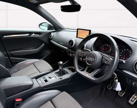 Audi A3 1.5 A3 Sportback 35 TFSI Black Edition 5dr 11