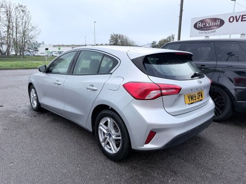 Ford Focus 1.5 ZETEC TDCI 7