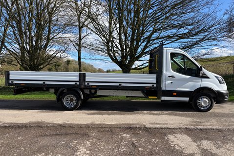 Ford Transit 350 Drw L5 130 ps Dropside Truck - 5.2m Internal Length 8