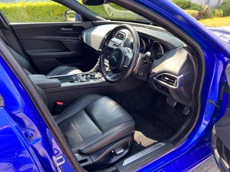 Jaguar XE 2.0i GPF R-Sport Auto Euro 6 (s/s) 4dr 18