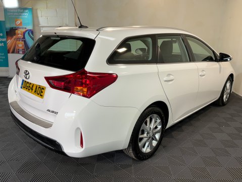 Toyota Auris 1.6 V-Matic Icon Touring Sports Multidrive S 5dr 6