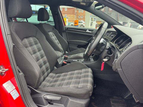 Volkswagen Golf GTD DSG 3