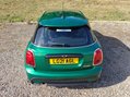 Mini Hatch 1.5 Cooper Exclusive Steptronic Euro 6 (s/s) 5dr 15