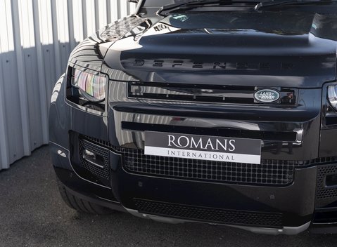 Land Rover Defender 110 V8 25