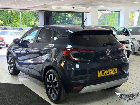 Renault Captur 1.6 E-TECH evolution Auto Euro 6 (s/s) 5dr 47