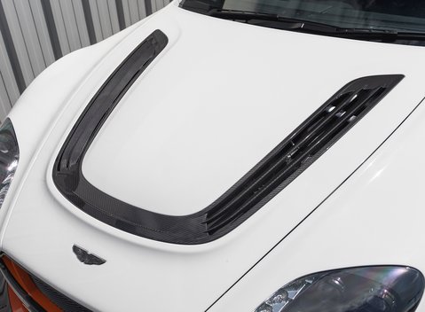 Aston Martin Vantage GT12 25