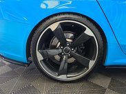 Audi RS4 4.2 FSI V8 Estate 5dr Petrol S Tronic quattro Euro 5 (450 ps) 46