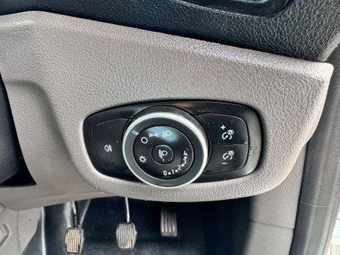 Ford Transit Connect 1.5 210 EcoBlue Leader Panel Van 5dr Diesel Manual L2 Euro 6 (s/s) (100 ps) 14