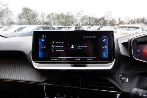 Peugeot 208 PURETECH ALLURE PREMIUM PLUS S/S 27