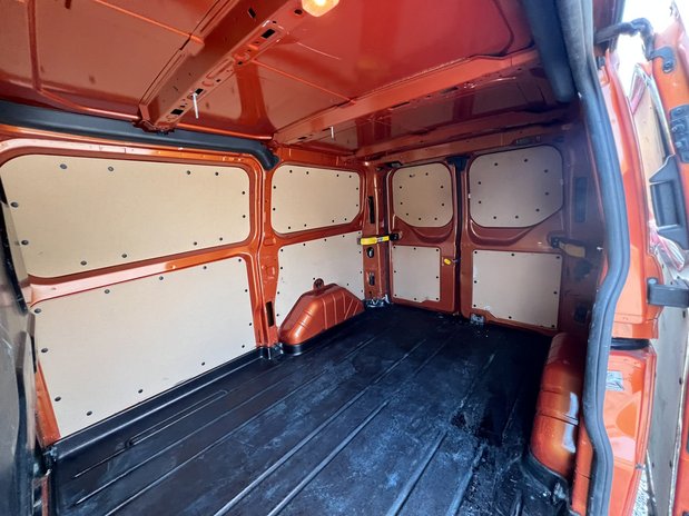 Ford Transit Custom SWB L1H1 Low Roof Limited 300 Adaptive Cruise Air Con Carplay EURO 6 NO VAT 12
