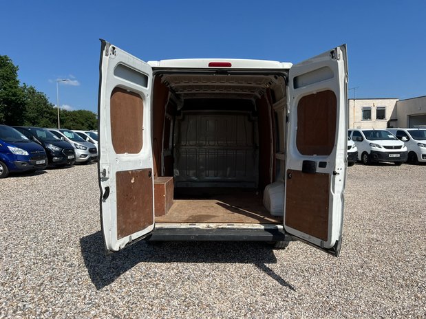 Peugeot Boxer MWB L2H2 Medium Roof 350 Air Con Nav EURO 6 NO VAT 9