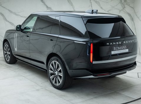 Land Rover Range Rover D350 AUTOBIOGRAPHY LWB 12