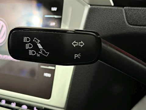 Volkswagen Passat SE BUSINESS TDI BLUEMOTION TECHNOLOGY 19