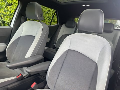 Volkswagen ID.3 Pro Performance 58kWh Style Hatchback 5dr Electric Auto (204 ps) 9
