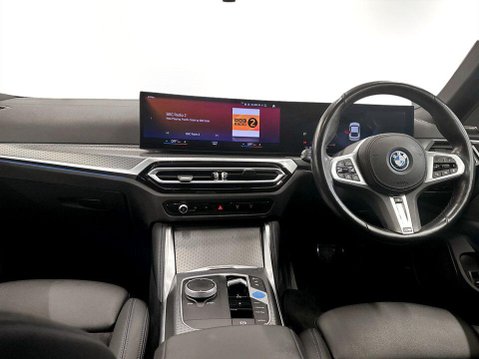 BMW i4 40 83.9kWh M Sport Gran Coupe 5dr Electric Auto eDrive (340 ps) 1 Owner - 19