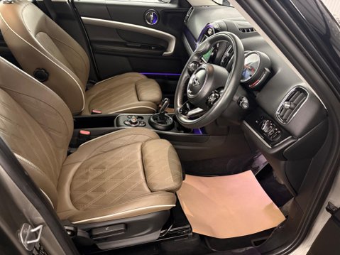 Mini Countryman 1.5 Cooper Exclusive Steptronic Euro 6 (s/s) 5dr 4