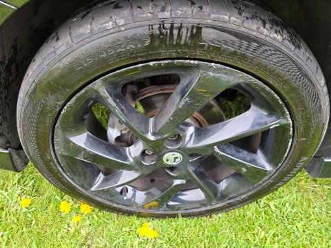 Vauxhall Corsa 1.4i ecoTEC SRi VX Line Nav Black Euro 6 3dr 26
