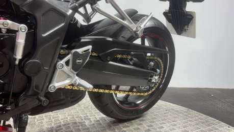 Honda CBR 2024 74 PLATE E-CLUTCH ONLY 240 MILES MOT AUTO 650CC SPORTS BIKE 48