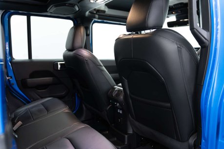 Jeep Wrangler 2.0 Wrangler Overland Unlimited Edition Auto 4WD 4dr 34